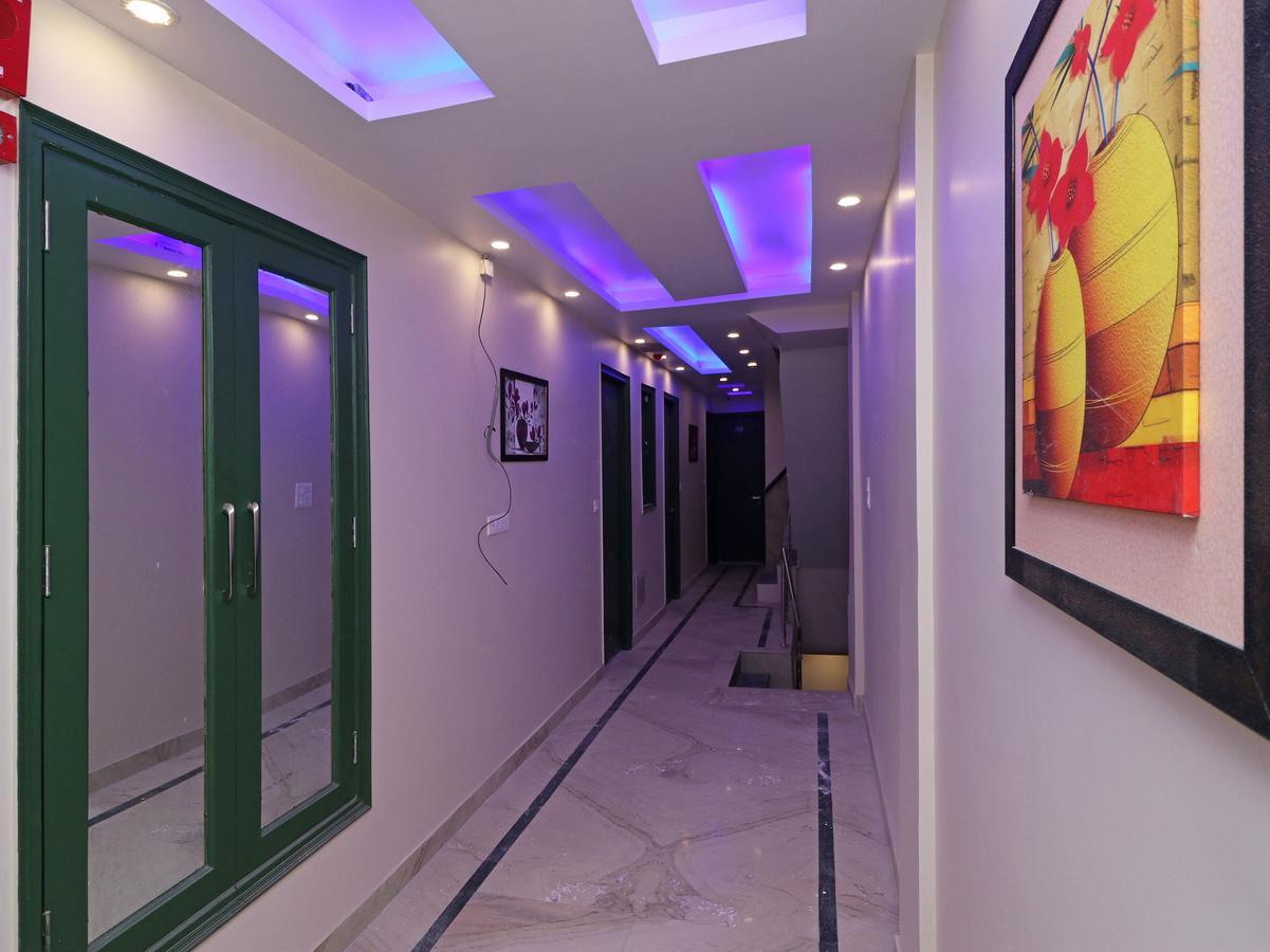 Oyo 11593 Hotel Aman Guest House Νέο Δελχί Εξωτερικό φωτογραφία