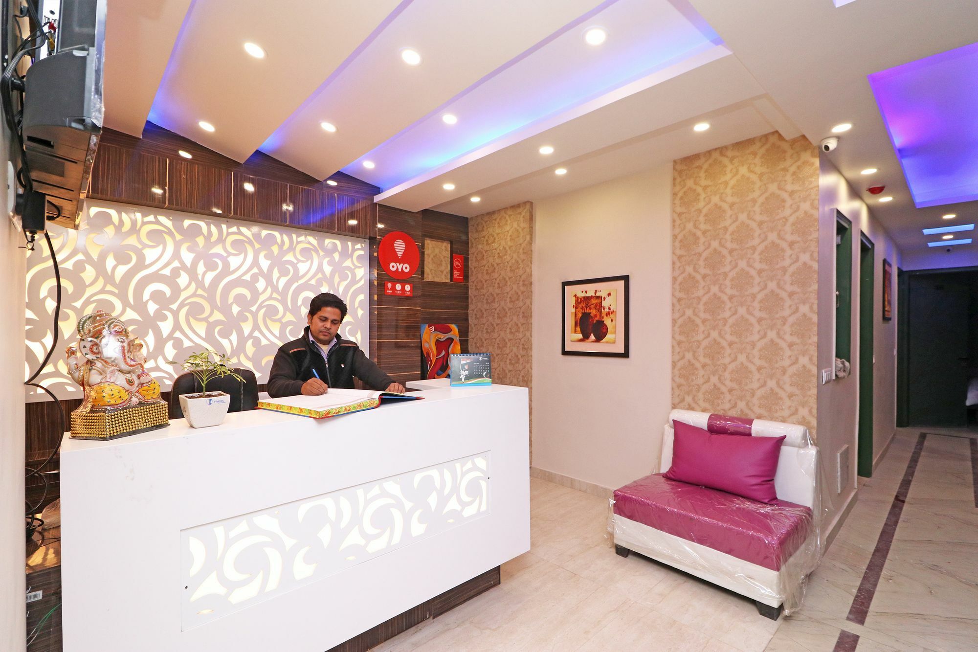 Oyo 11593 Hotel Aman Guest House Νέο Δελχί Εξωτερικό φωτογραφία