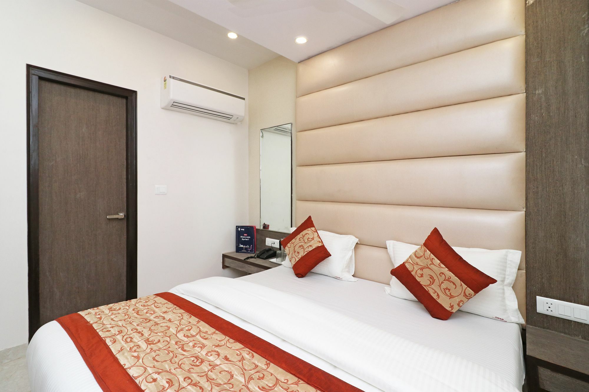 Oyo 11593 Hotel Aman Guest House Νέο Δελχί Εξωτερικό φωτογραφία
